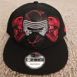 New Era 9Fifty StarWars Hat size:OSFA color:Black/Red